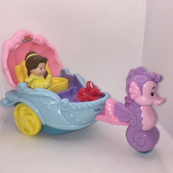 Fisher Price Little People Little Mermaid Ariel's Musical Carriage and 1… - Picture 5 of 10